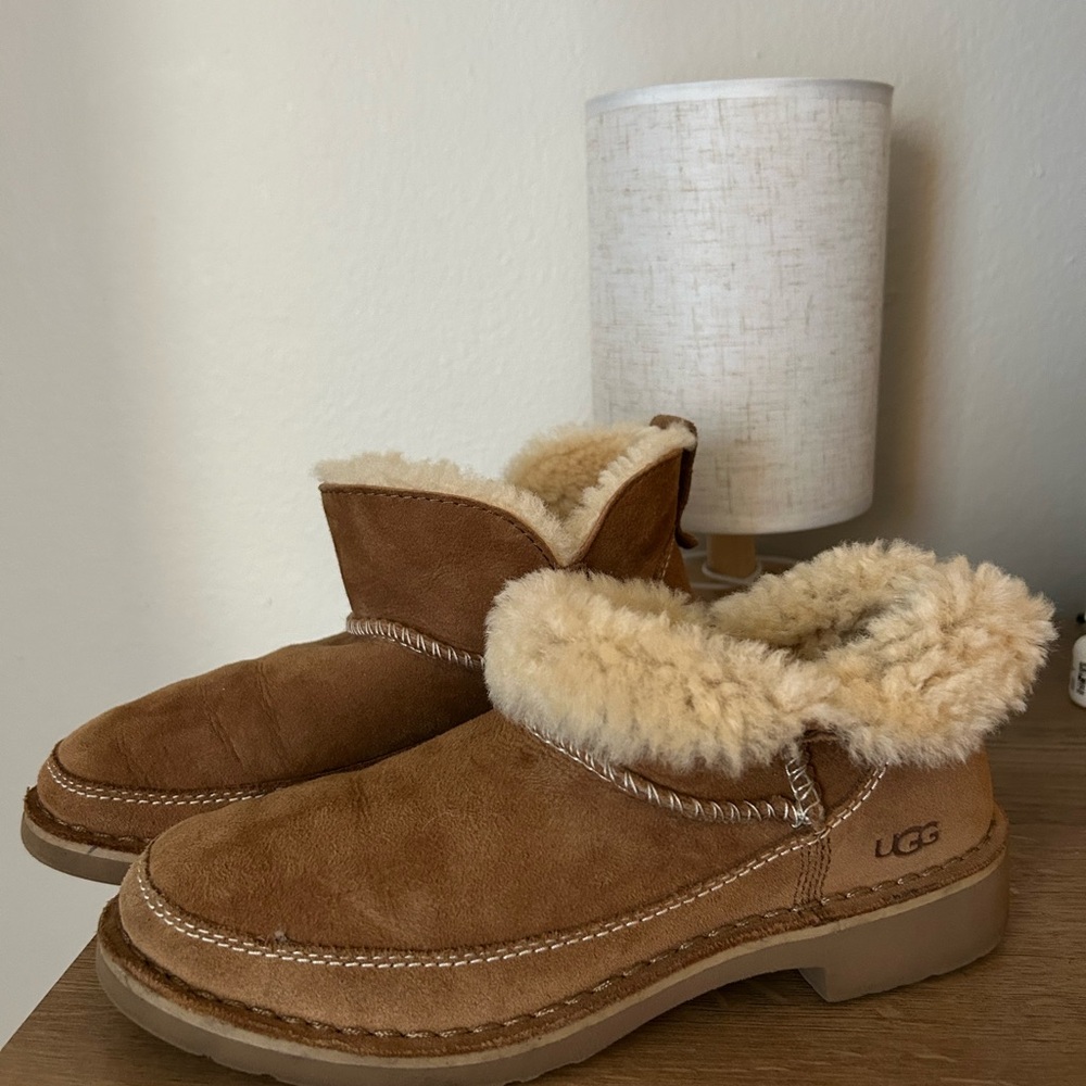 UGG Tan Shearling Slip-On Boots size 5